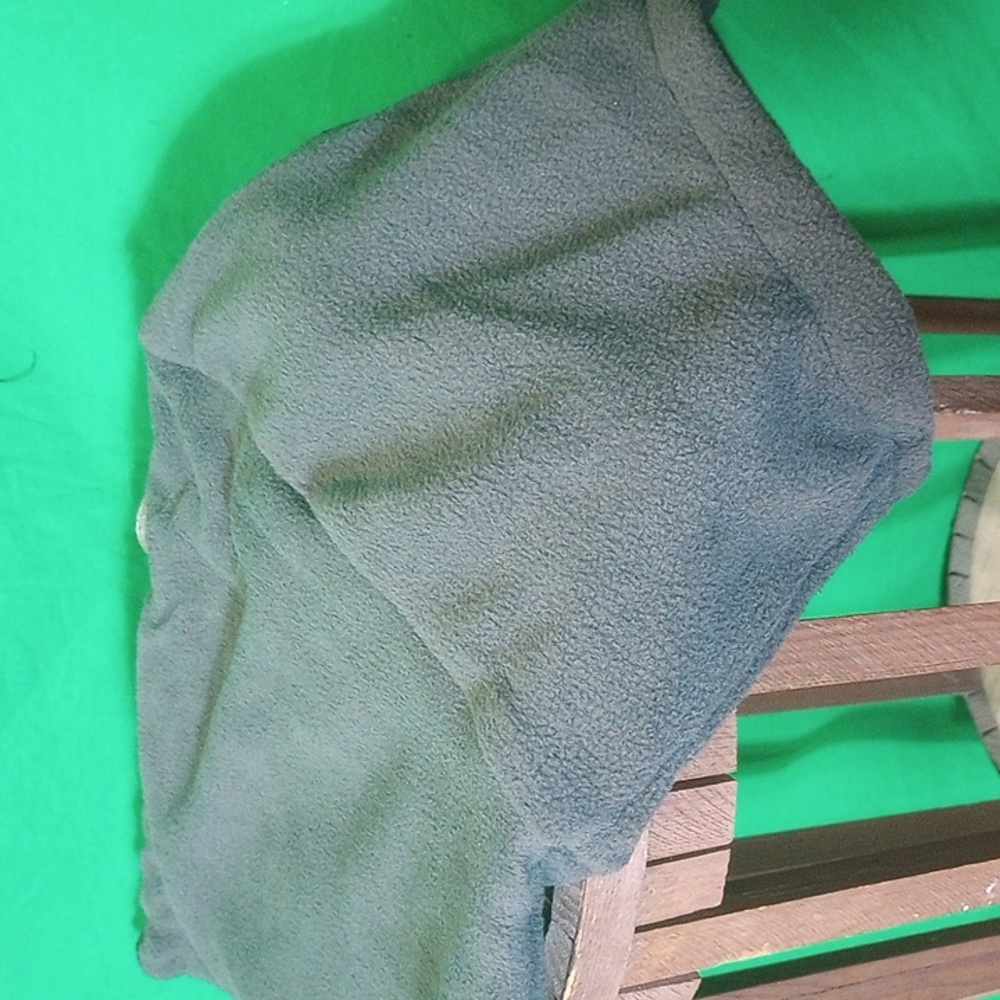 Head cover dark green